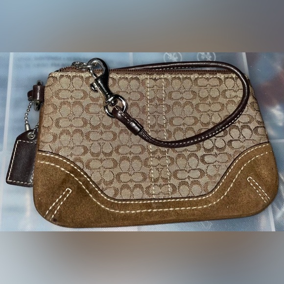 COACH SIGNATURE MINI C”s BROWN ID COIN CREDIT CARDS CASE POUCH WRISTLET RARE - Picture 9 of 9